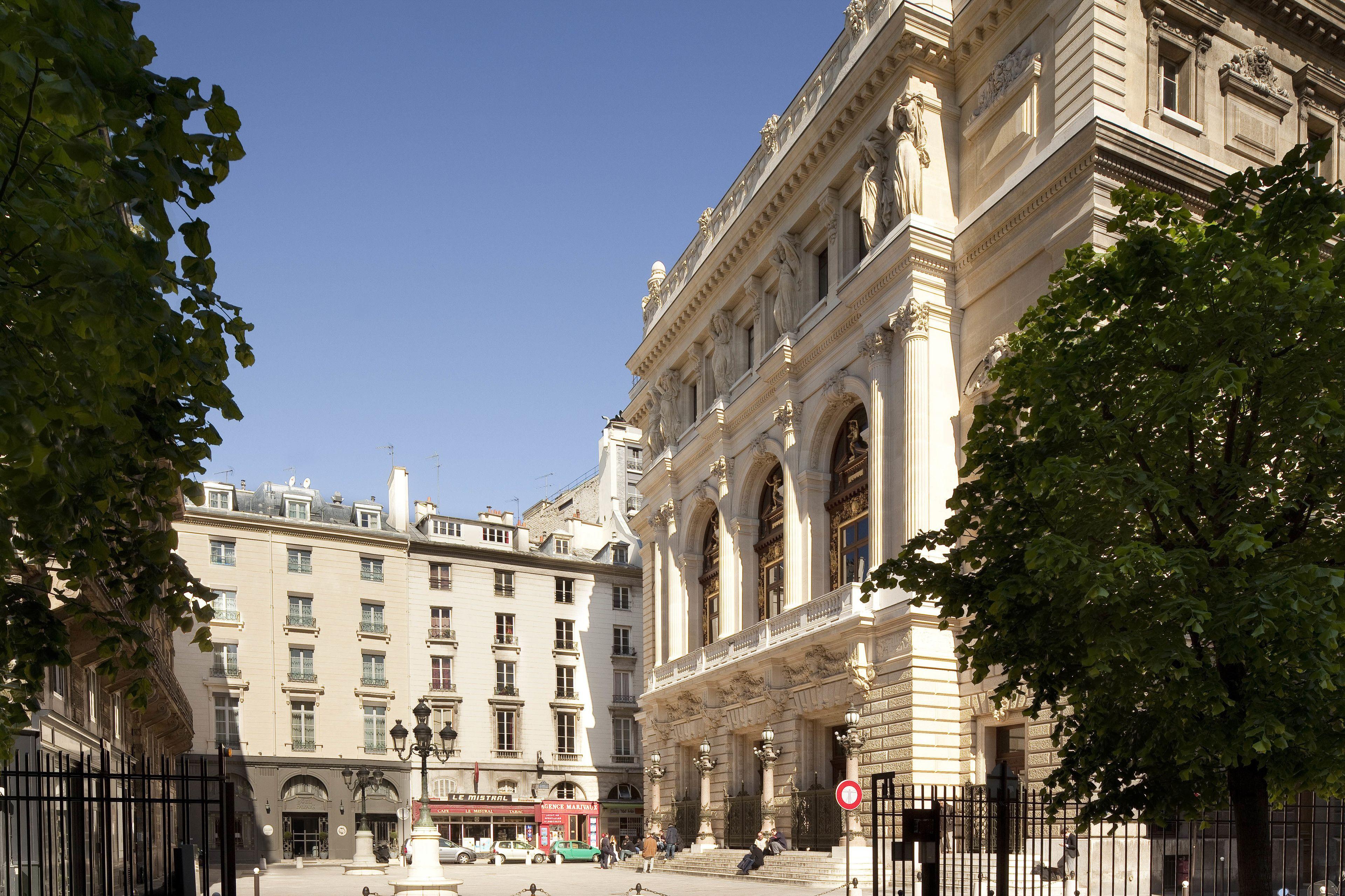 La Maison Favart 4* Parigi