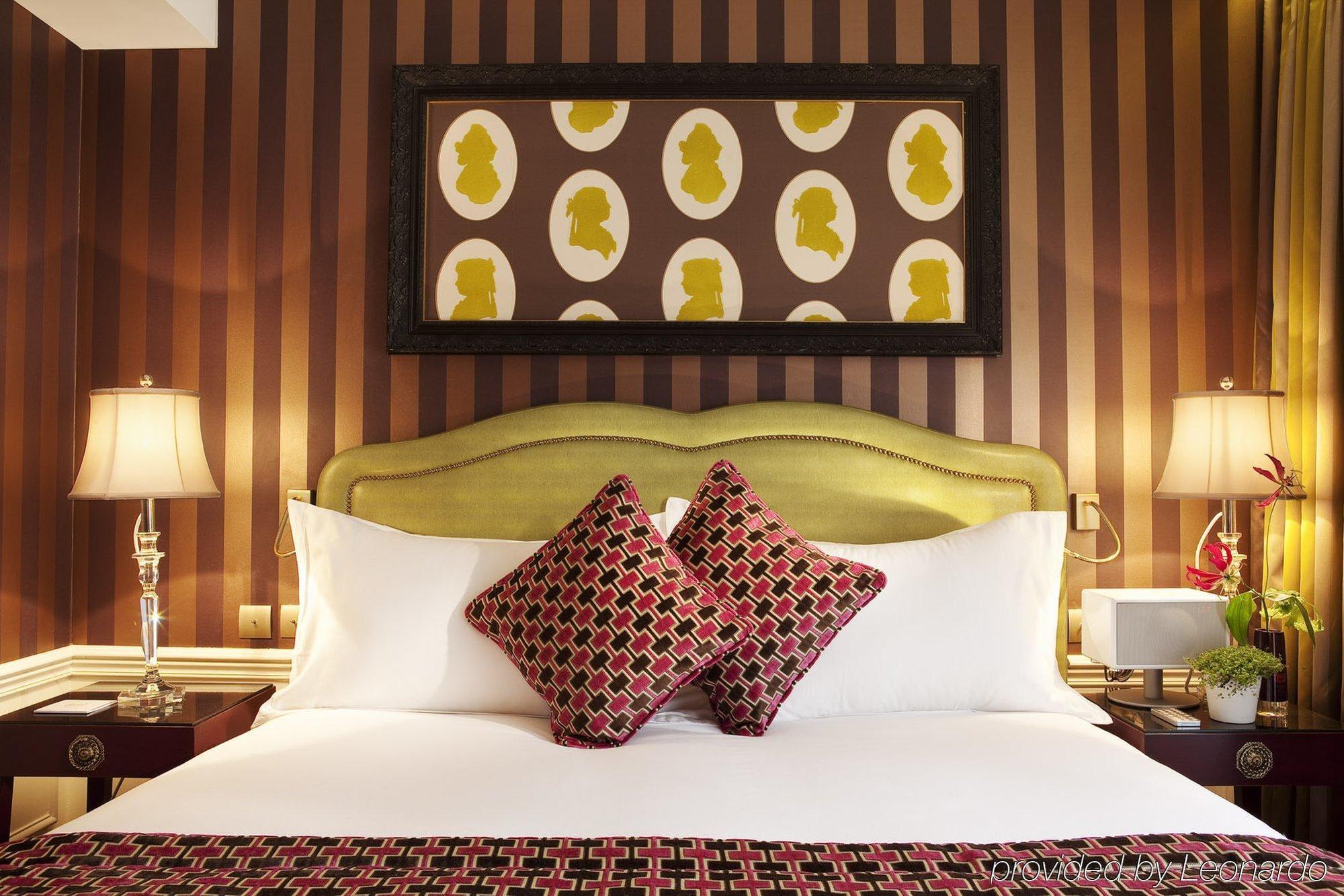 La Maison Favart 4* Parigi