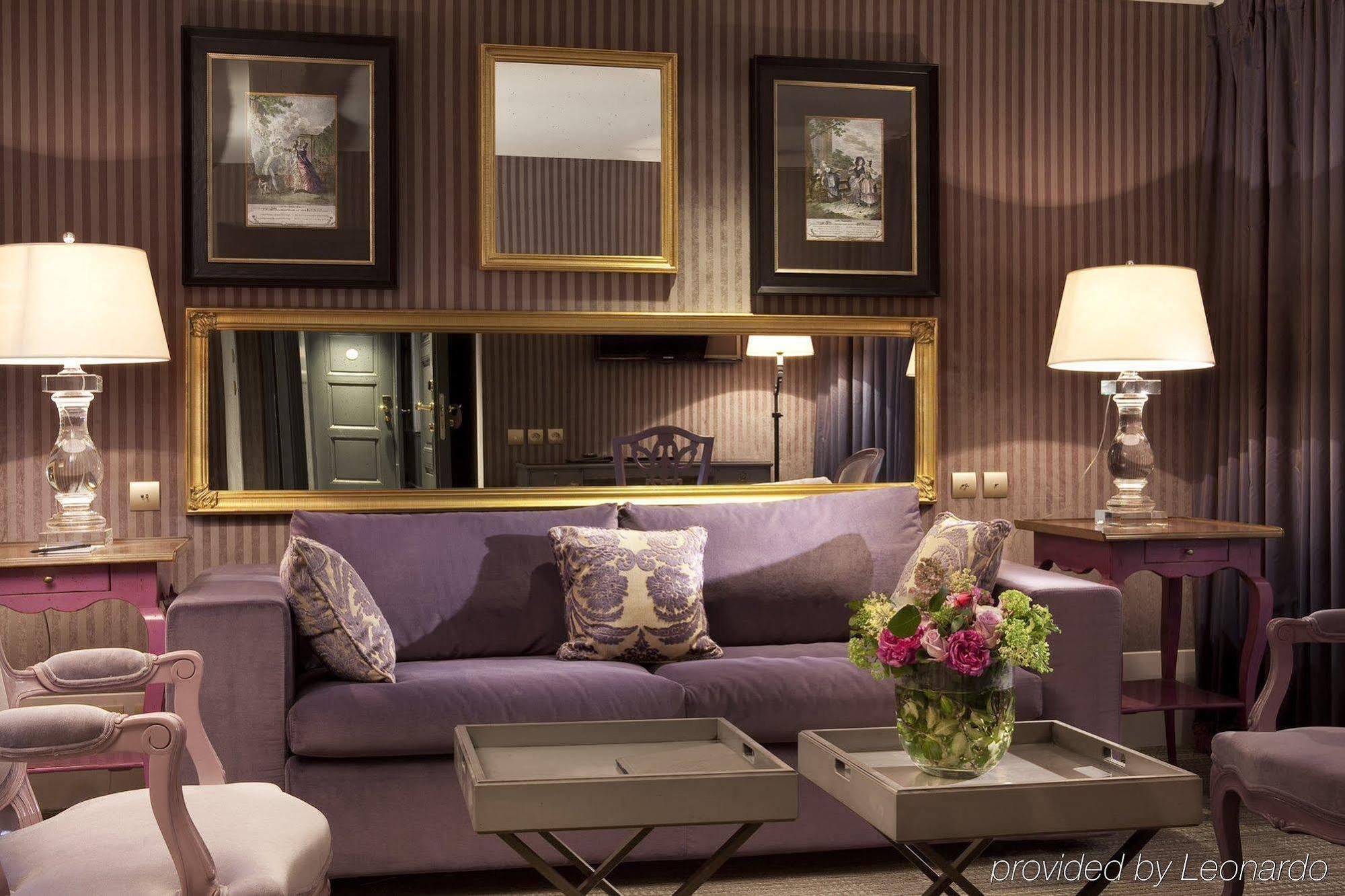 La Maison Favart 4* Parigi